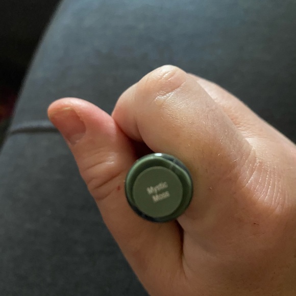 Senegence mystic moss eyeshadow NEW - Picture 1 of 3